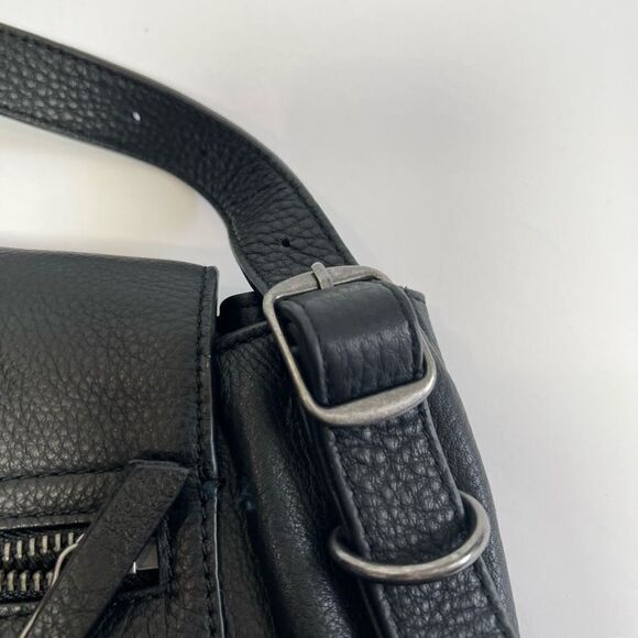 Lucky Brand  Crossbody Purse - Picture 9 of 16